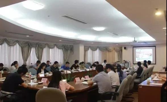 ζ^(q)2018мλ؟ιY(ji)D1